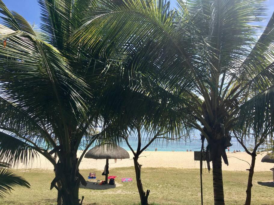 Apt Terrasse Bord De Mer & Piscine / Flic En Flac Ngoại thất bức ảnh