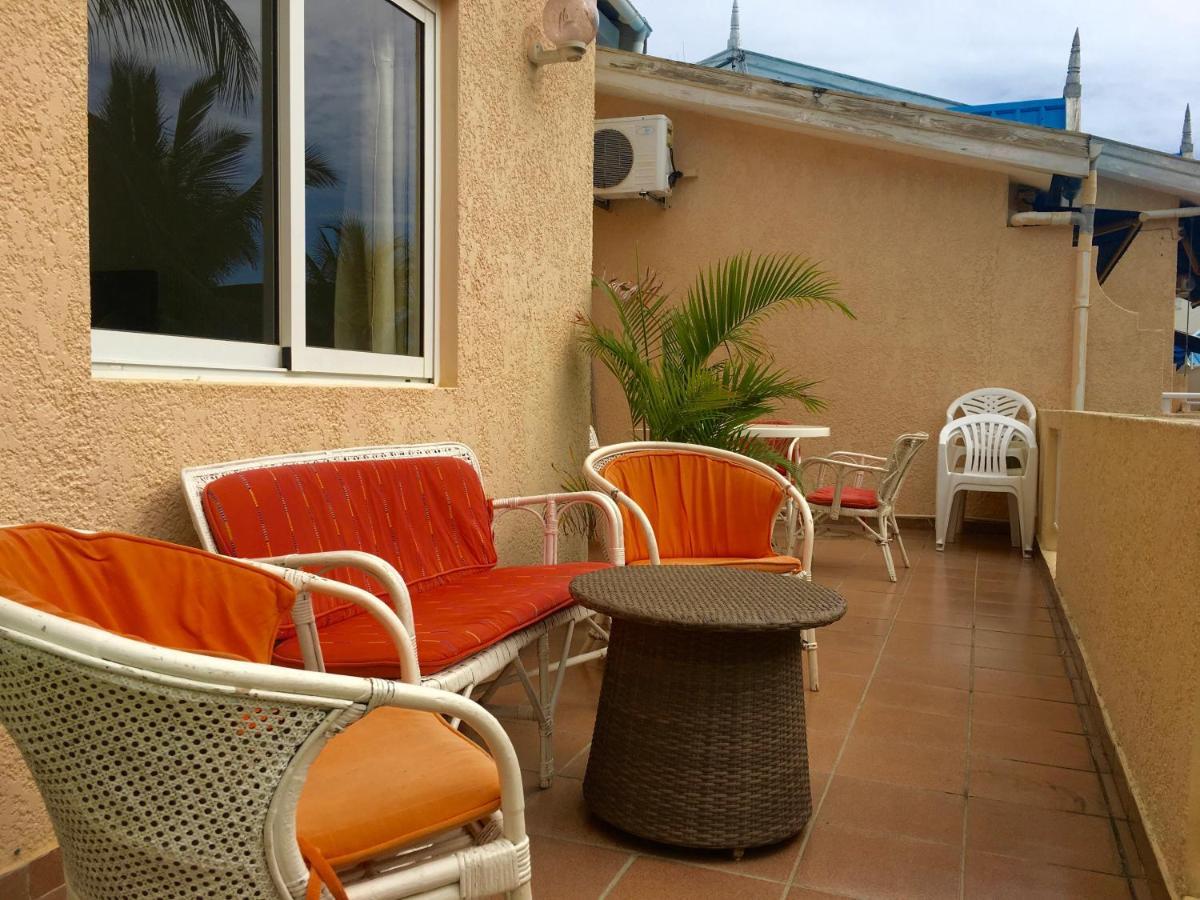 Apt Terrasse Bord De Mer & Piscine / Flic En Flac Ngoại thất bức ảnh